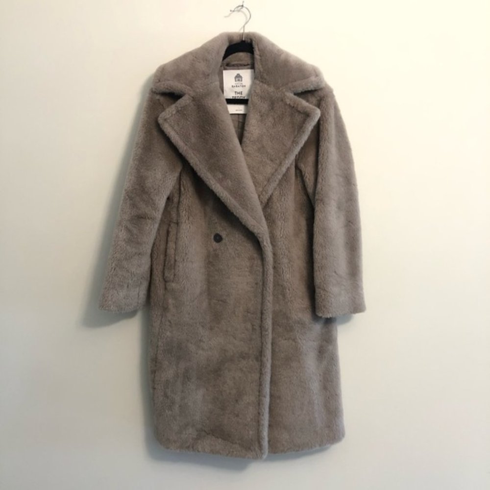 Aritzia Babaton The Teddy Coat, size 1